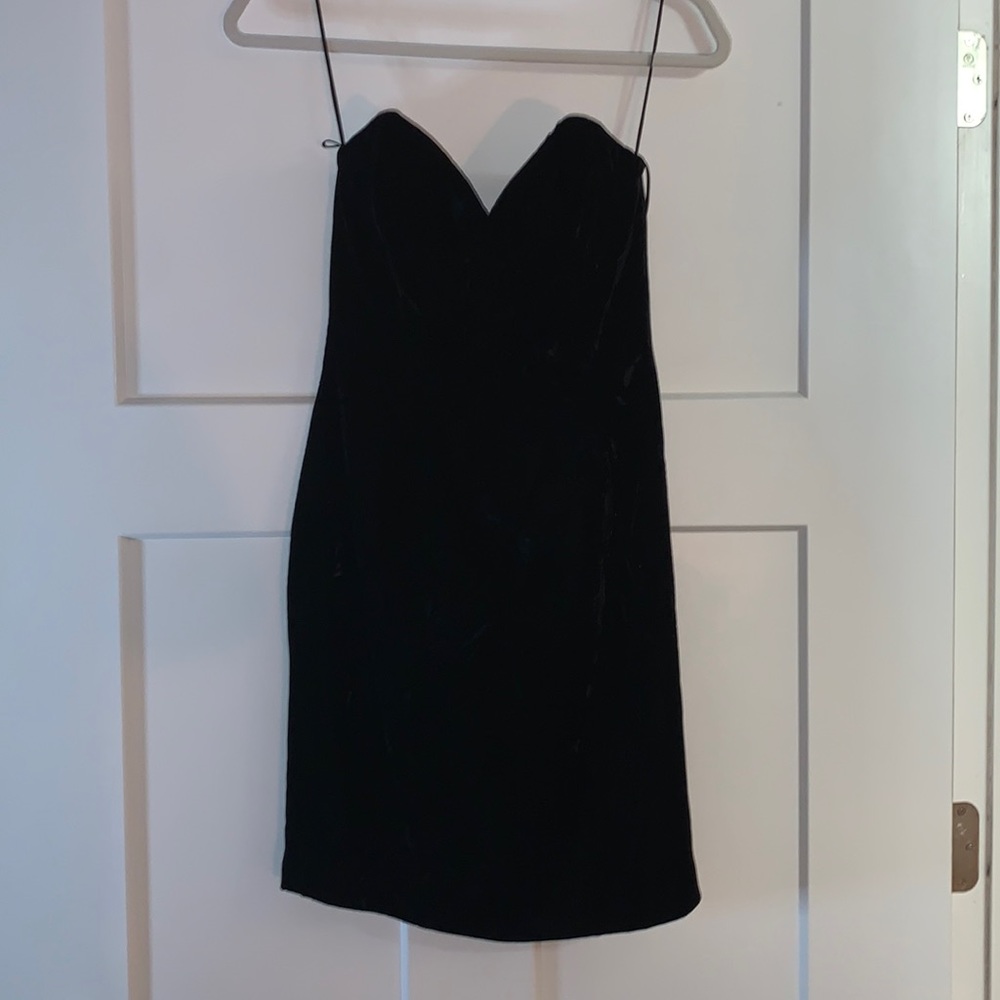 Black tie Oleg Cassini Dress